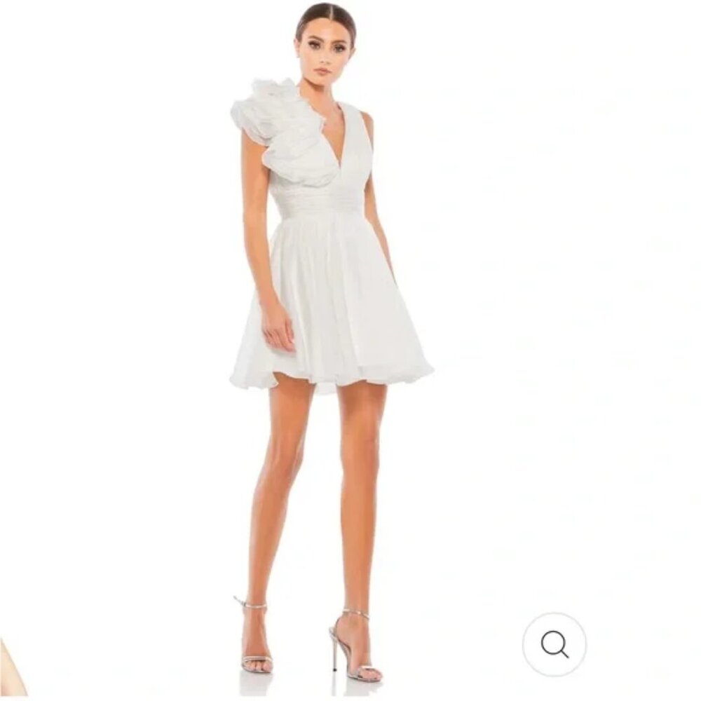 Ieena Mac Duggal Sz 6 White Ruffle Shoulder Empire Waist Deep V-Neck Dress 48952